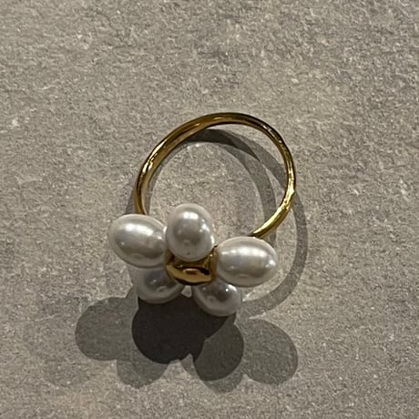2501RG0573 / Pearl flower ring（Gold）