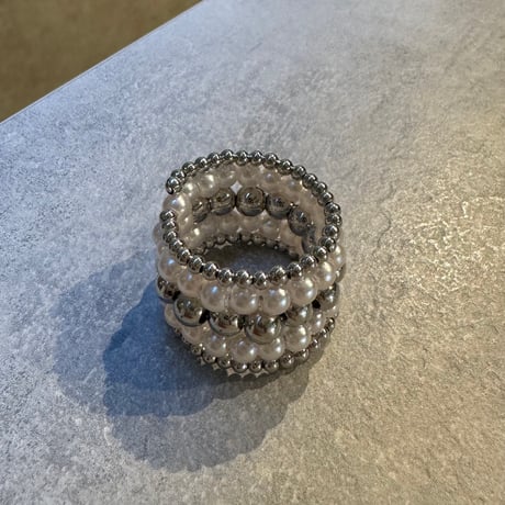 2408RG0503 / Ball Beads square ring（Silver/Pearl）