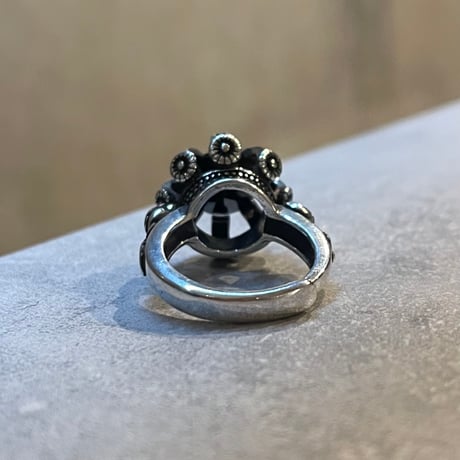 2510RG0687 / Flower Black stone Ring（Silver）