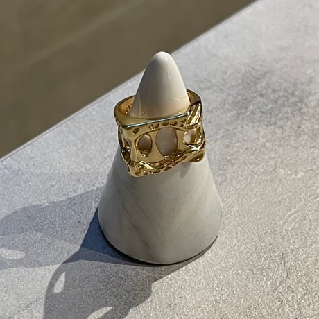 2403RG0428 / Square pit ring（Gold）