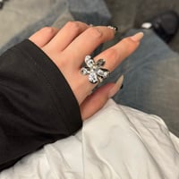 2411RG0546 / Big flower design ring（Silver）