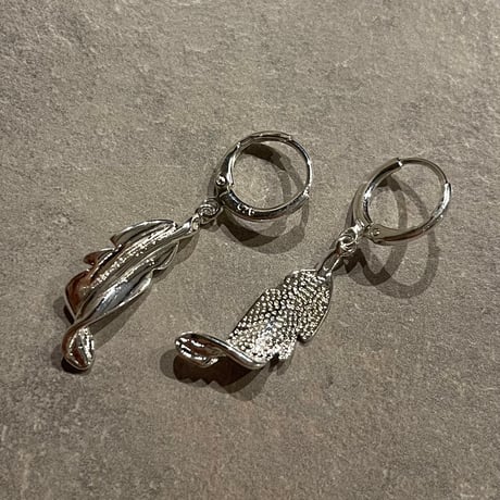 2510PR0814 / Feather hoop Pierce（Silver）