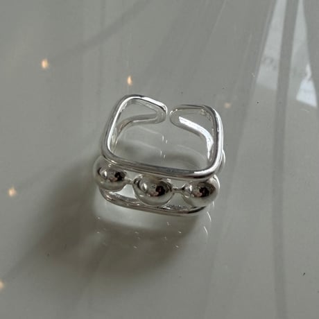 2604RG0771 / Square ball ring（Silver）