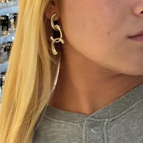 2403PR0684 / Curve connect Pierce（Gold）