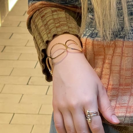 2505BR0083 / Circle design bangle（Gold）