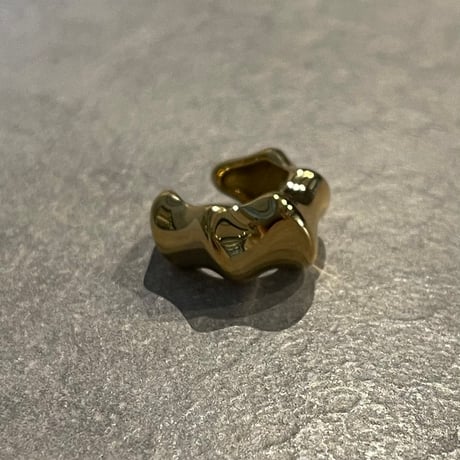 2601EC034 / Bumpy design Earcuff（Gold）
