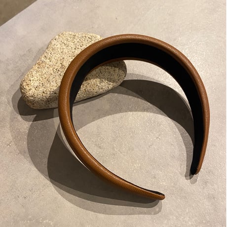 2302HA0014 / Fake leather headband （Brown)