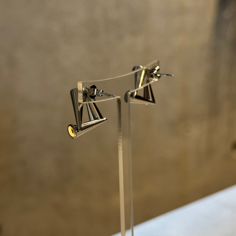 2508PR0798 / drop triangle pierce（Silver） | Ca