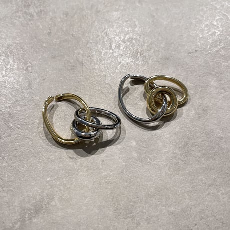 23SSEC001 / Circle layer bi-color Ear Cuff（Gold）