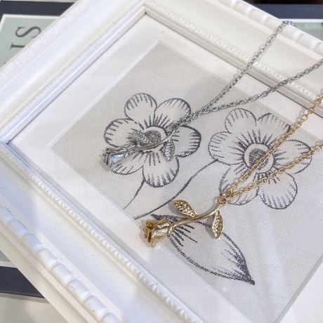 Rose motif necklace（ Gold ）/  2205_NC0143