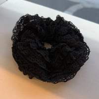 2603HA0083(S)/ Frill lace Hair rubber （Black）