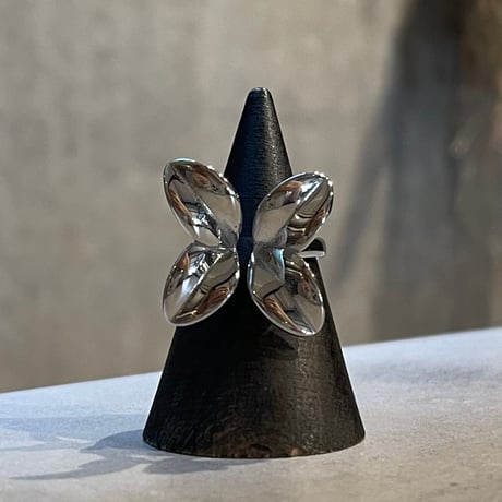 2507RG0665 / Bud butterfly open ring（Silver）