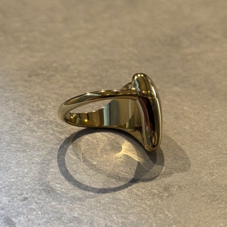 2506RG0654 / Oval Heart design ring（Gold）