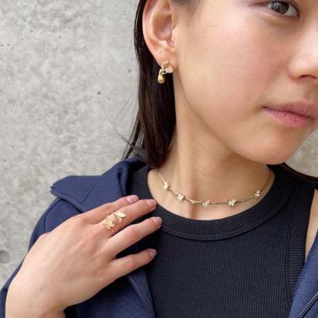 2305PR0565 / Butterfly motif mini Pierce（Gold）