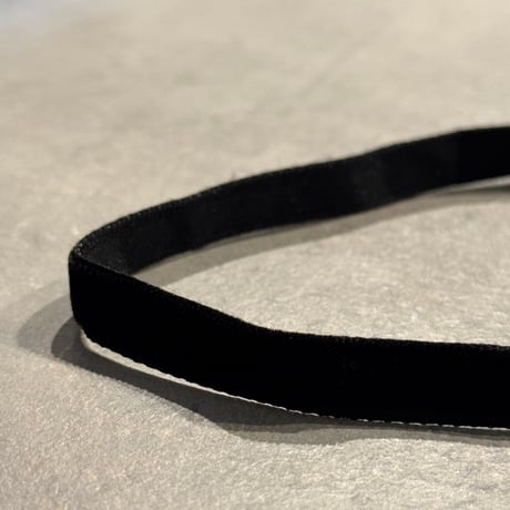 2503NC0329／ simple velours  choker（Black)