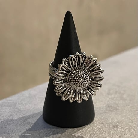 2601RG0722 / Vintage Large Flower ring（Silver）