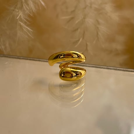 2403EC010 / Layer asymmetry line Ear Cuff（Gold）
