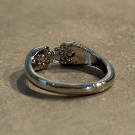2506RG0655 / Paw pad  motif ring（Silver）