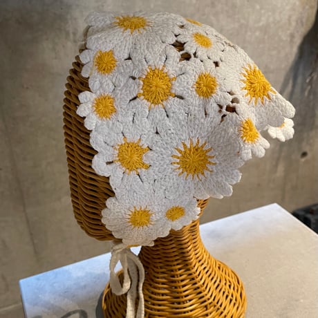 2604GS067(S) / Knit Flower scarf (White)