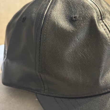 2509HW0102(S) / Fake leather cap（ Black）