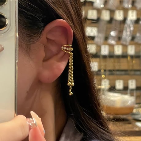 2402EC002 / Layer chain stone line Ear Cuff（Gold）
