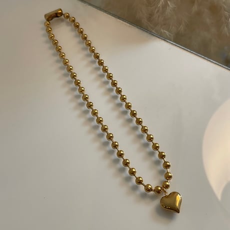 2407NC0253 / Ball chain heart necklace（Gold）