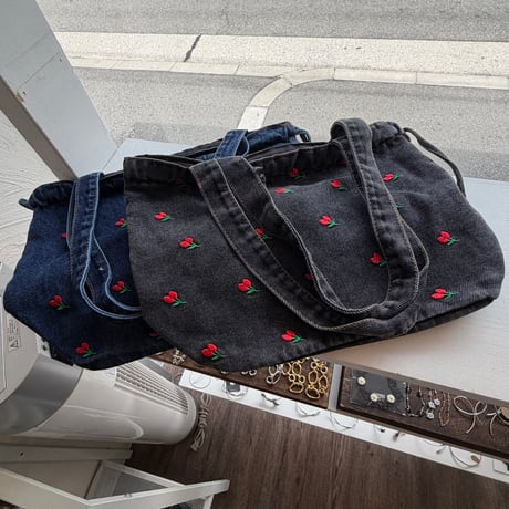 2507BG036(S)/  Flower denim  Bag (Black)