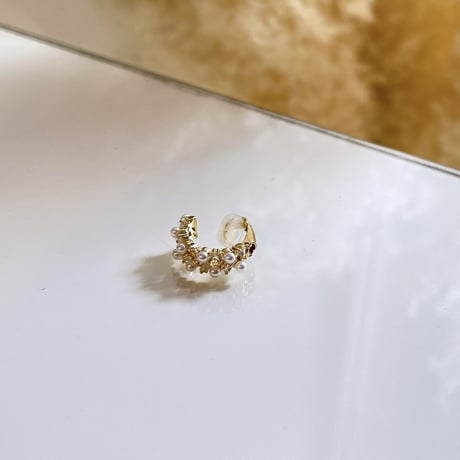Clip pearl Earcuff （Gold） / EC091