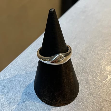 2506RG0646 / Simple wave ring（Silver）