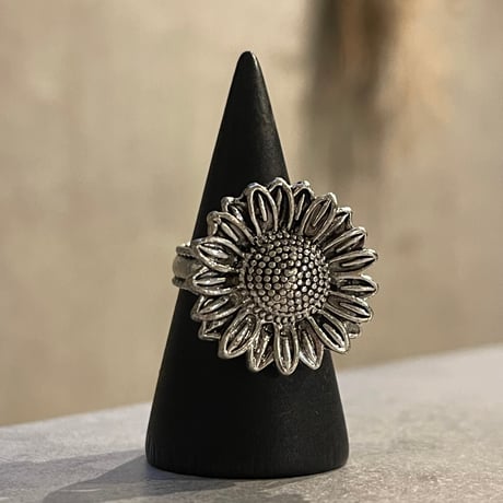 2601RG0722 / Vintage Large Flower ring（Silver）