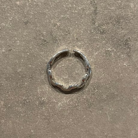 2406RG0487 / Thin chain design ring（Silver）