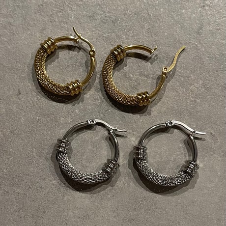 2503PR0760 / Half line design hoop Pierce #01（Silver）