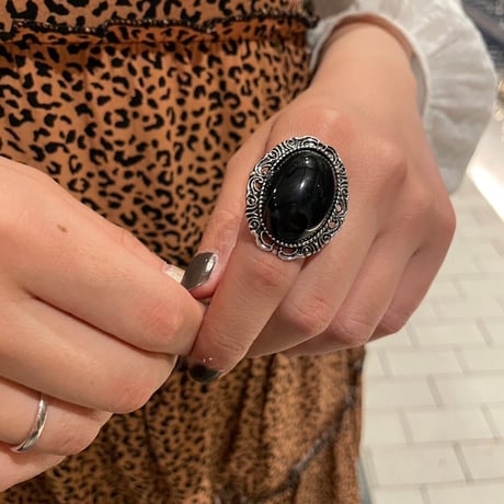 2304RG0282 / antique black stone ring (Silver/Black)