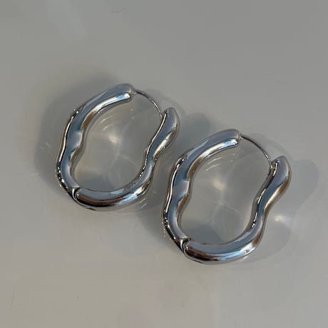 2404PR0691 / Craft wave oval hoop Pierce（Silver）