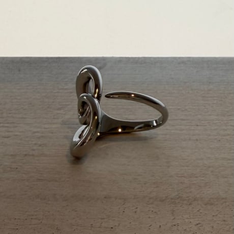 2605RG0787 / Twist heart ring（Silver）