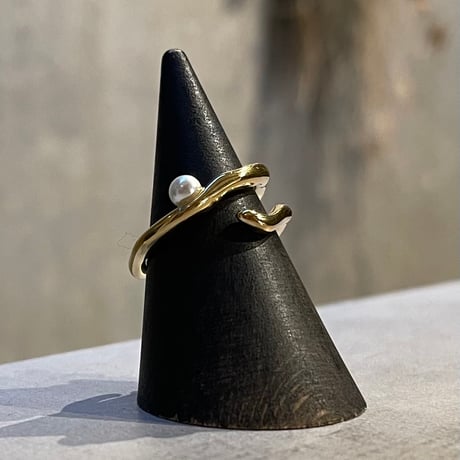 2506RG0643 / Asymmetry line pearl ring（Gold）
