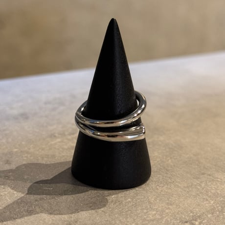 2503RG0592 / Flat  cross point ring（Silver）