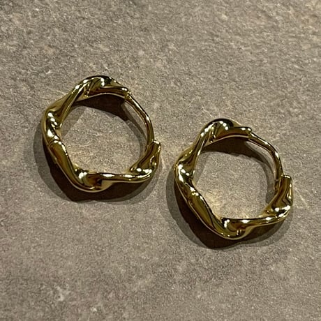 2510PR0807 / Twist mini hoop Pierce（Gold）