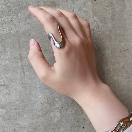 2405RG0464 / Long wave ring（Silver）