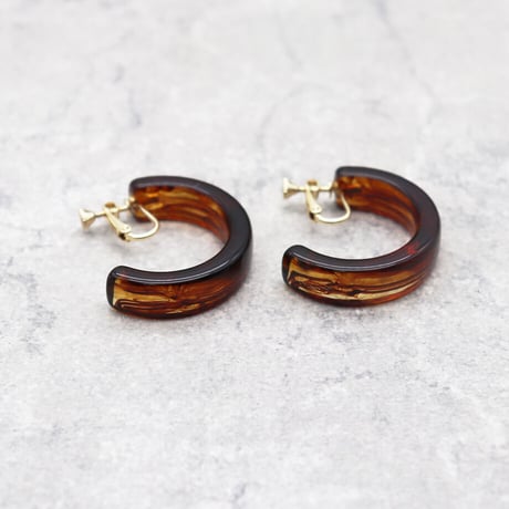 Acrylic Ear Hoop Clips L Earrings（Marble Brown） /  2102_ER041