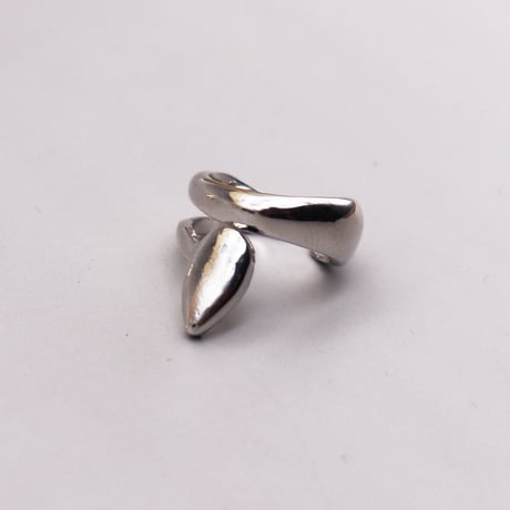 Drop Deformation Cartilage Earcuff （Silver/Right） / EC069A