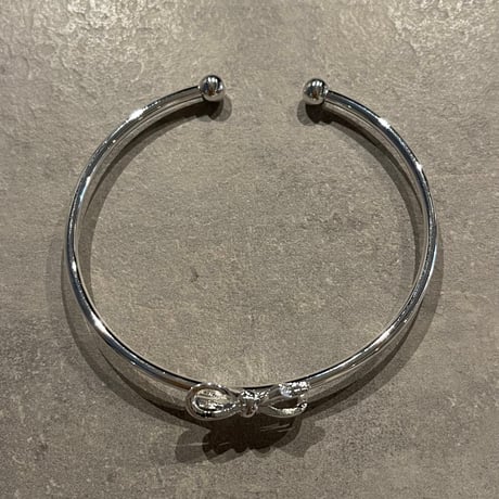 2501BR0065 / Mini Ribbon motif Bangle（Silver）