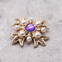 Vintage Rhinestones 8Pearl Brooch（GOLD） / OT-008