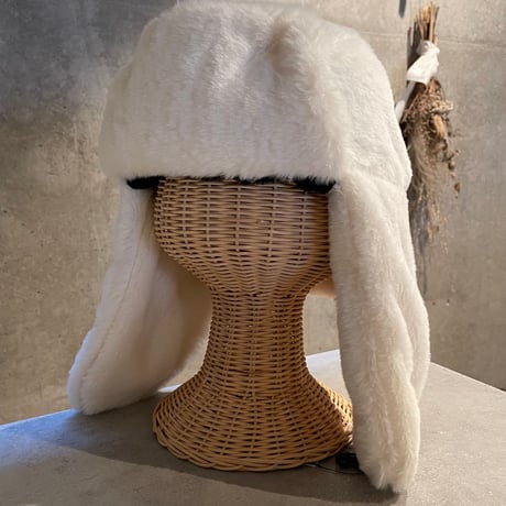 2501HW0071(S)/  Fur flight cap（White）