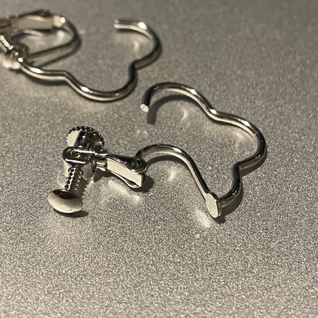 2302_ER0138／Cloud Motif Hoop Clip Earings（Silver）