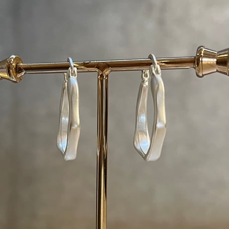 2511PR0830 / Matte corner hoop Pierce（Silver）