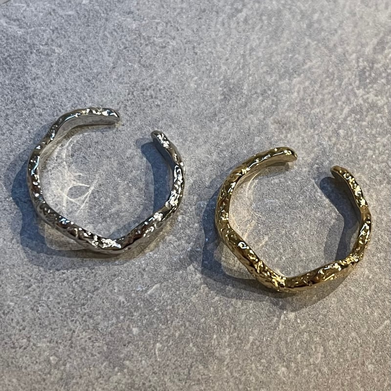 ぷしゅ❇️❤️ ニュー カービング　ゴールド　14kgf 24kgpイヤリング ぷしゅ❇️❤️ ニュー カービング ゴールド 14kgf 24kgp