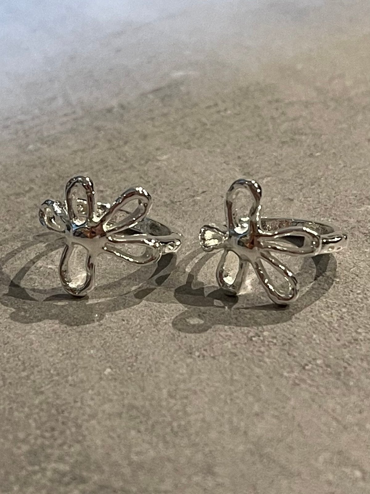 アクセサリー malco. Pearl flower pierce Jewelry – Malco.