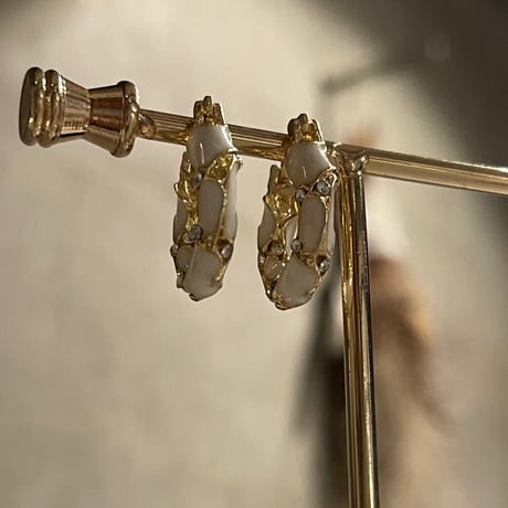 2511PR0828 / Stone color hoop Pierce（White）