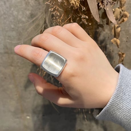 2503RG0596 / Large Square design ring（Silver）